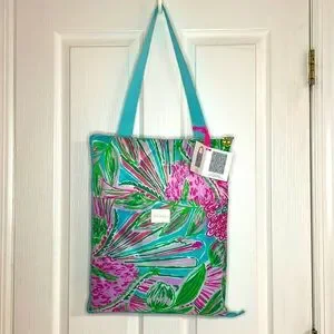 Lilly Pulitzer Bedding Lilly Pulitzer Beach And Picnic Blanket Featured In Coming In Hot Poshmark